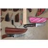 Image 7 : (30) *New* Damascus Steel Fixed Blade KNIVES with Leather Sheaths (ONE$)