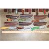 Image 8 : (30) *New* Damascus Steel Fixed Blade KNIVES with Leather Sheaths (ONE$)