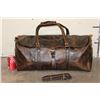 Image 2 : *Brand New* Leather Duffle Bag with an Attachable Strap