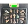 Image 4 : (18) ARROWHEAD Points in a Glass Case (ONE$)
