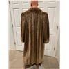 Image 2 : Beautiful Natural BEAVER Fur Coat