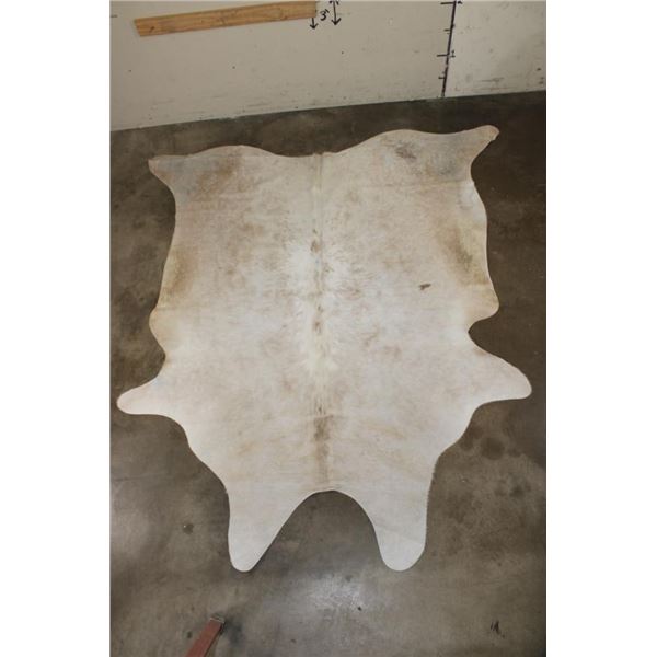 *Brand New* XL Champagne COW HIDE