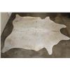 Image 2 : *Brand New* XL Champagne COW HIDE