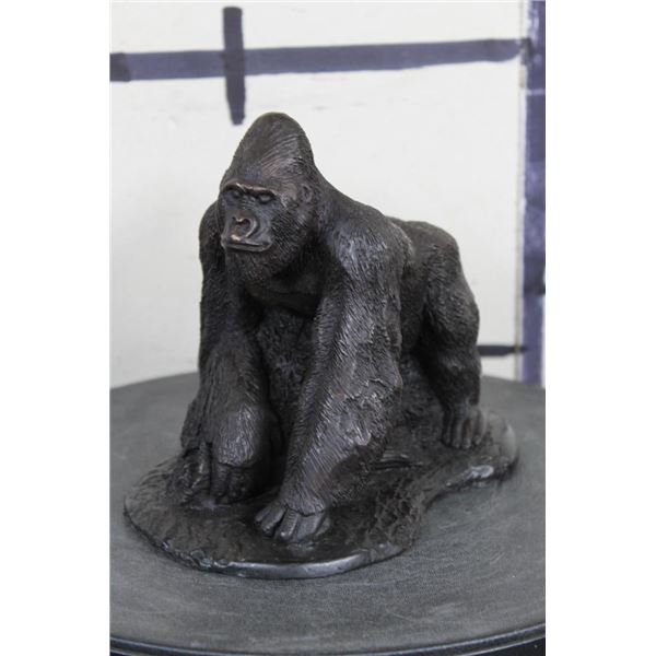 BRONZE GORILLA Sculpture, Weight 4lbs