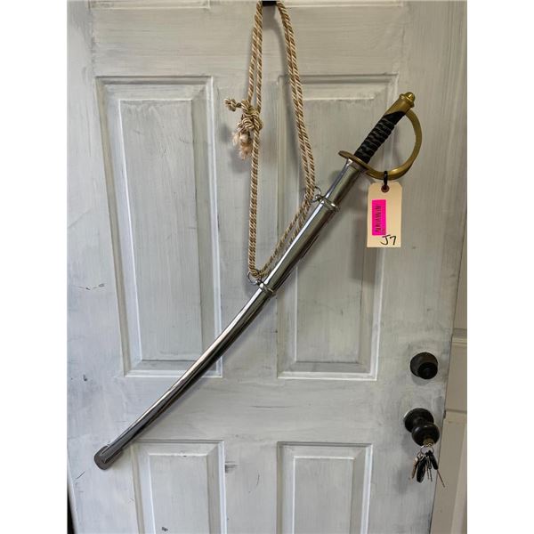 Civil War Reproduction Calvary style SWORD with a Scabbard, no markings