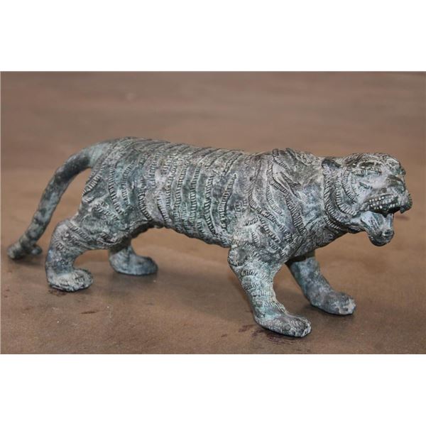 Asian Style TIGER Bronze Sculpture, Weight 4 lbs