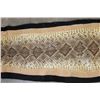 Image 4 : Big Western DIAMONDBACK RATTLESNAKE Skin and Rattle on a Double Felted Rug