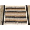 Image 3 : Authentic Hand-woven NAVAJO Rug