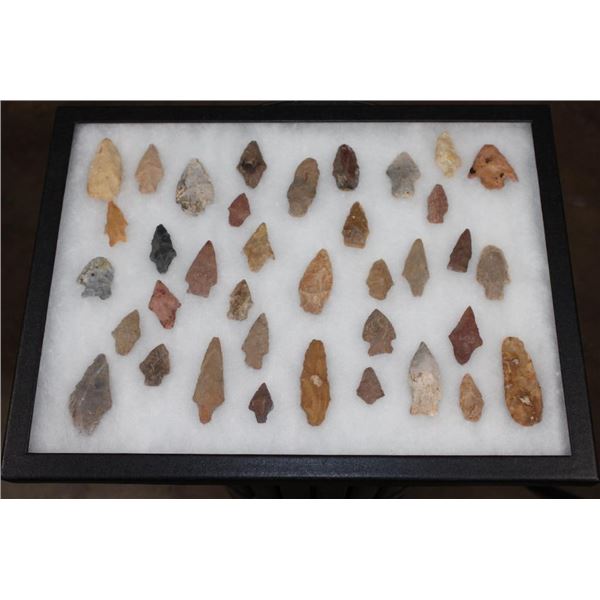 (37) Prehistoric Northeast Texas Flint Dart Point ARROWHEADS in a Display Case (ONE$)