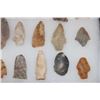 Image 7 : (32) Prehistoric Northeast Texas Flint Spear Point ARROWHEADS in a Display Case (ONE$)