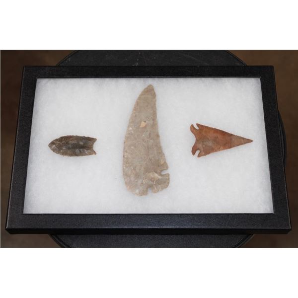 (1) Incredible Texas Corner Tang ARROWHEAD, (1) Clovis ARROWHEAD, and (1)Pelican ARROWHEAD (ONE$)