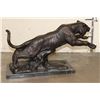 Image 6 : Big Leaping TIGER Bronze Sculpture on a Marble Base signed by S. Daw, Weight 36 lbs