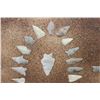 Image 5 : (49 Authentic Prehistoric South Texas Bandera Flint Arrowhead Spear Points in a Glass and Wood Frame
