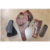 Image 4 : (8) Vintage Leather GUN and KNIFE ACCESSORIES (ONE$)