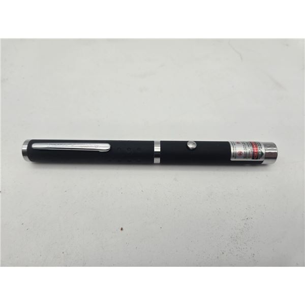 High intensity laser pointer