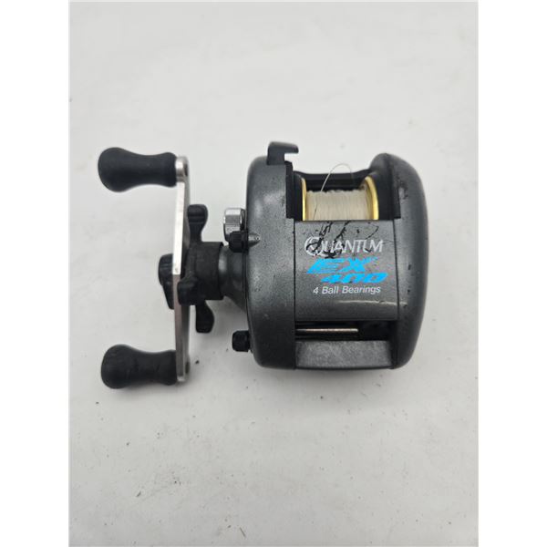 Quantum EX 400 baits casting reel