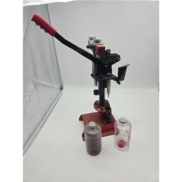 Mec shotshell reloading press
