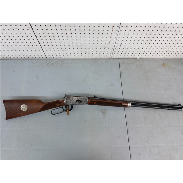 Winchester Legendary frontiersmen commerative model 94 38-55 (k17-4)