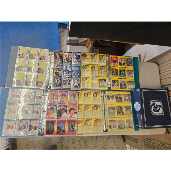 5 binders of baseball cards