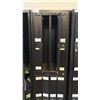 Image 2 : BAY OF 8 UNIFORM LOCKERS