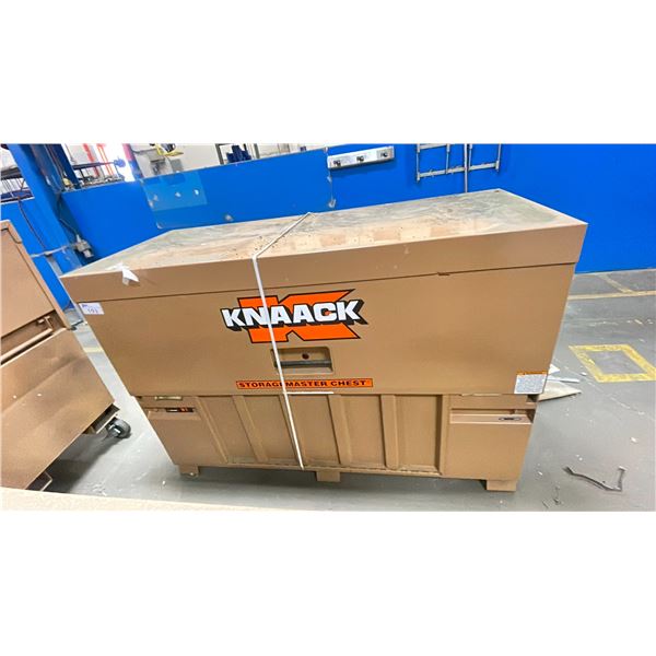 KNAACK 91 STORAGEMASTER PIANO BOX W/ RAMP, 57.5 CU. FT., STEEL, TAN  72"W X 78"H
