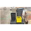 Image 2 : PALLET OF GARBAGE CANS