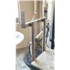 Image 2 : 2 TIER METAL CART WITH BRACE