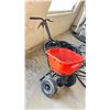 Image 2 : ECHO SALT SPREADER