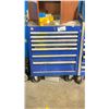 Image 2 : 7 DRAWER MOBILE TOOL CHEST WITH METAL STORAGE UNIT ON TOP