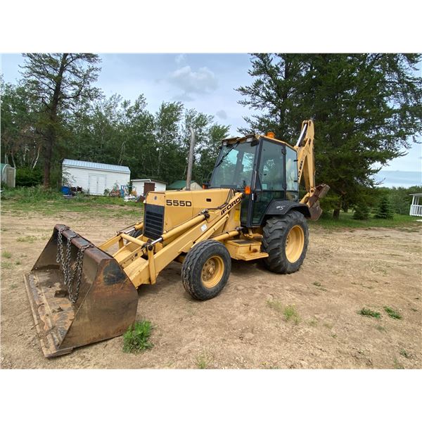 1996 Ford Model 555D Backhoe s/n: 37052 6500 hrs on a rebuilt Engine, c/w Front Bucket Forks, New Se