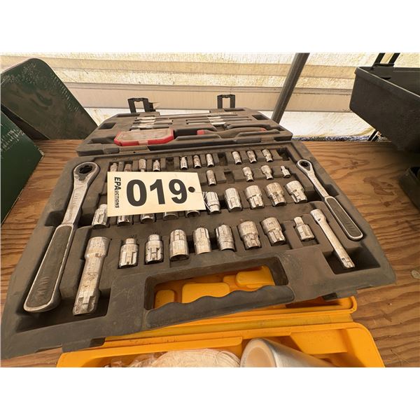 2 Socket Sets, Spray Gun (Detailer)