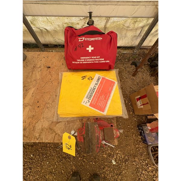 Emergency Blanket, Road Kit & Red Vice