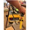 Image 4 : 1/4 Ton Chain Hoist (needs repair)