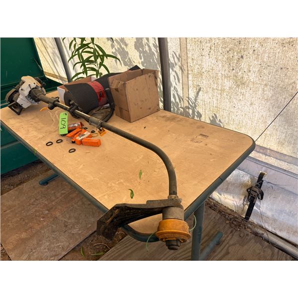 Weed Eater, black Matt, Fuel stickers