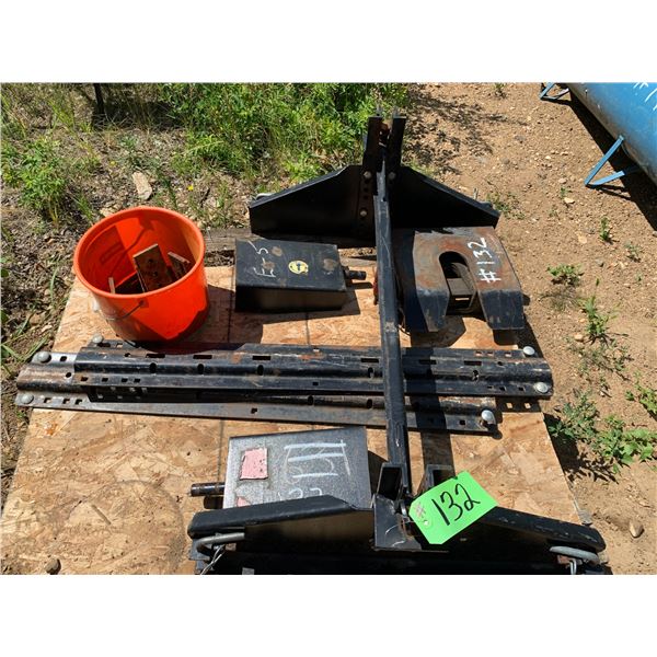 DSP 5th Wheel Hitch c/w Rails