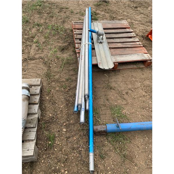 Concrete Screed with Poles