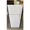 Image 1 : GE SWING OUT FRIDGE 28"W