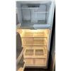 Image 2 : GE SWING OUT FRIDGE 28"W