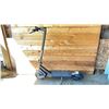 Image 2 : NAVEE ELECTRIC FOLDING SCOOTER *WORKING CONDITION UNKNOWN/NO CHARGER*