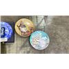 Image 3 : 4 DECORATIVE PLATES