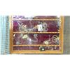Image 2 : JEWELLERY SHADOW BOX WITH ASSORTED COSTUME JEWELLERY