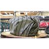 Image 2 : 4 LUXURY HATS WITH BOXES