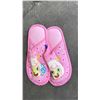 Image 2 : BOX OF ASSORTED SIZE & STYLE SLIPPERS