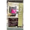 Image 2 : SHELF OF DECORATIVE EUROPEAN PILLOW SHAMS & PILLOW TALK 'DO NOT DISTURB' PILLOW SHAMS