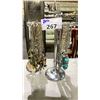 Image 3 : 2 JEWELLERY STANDS WITH COSTUME JEWELLERY