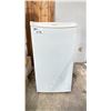 Image 1 : DANBY WHITE BAR FRIDGE