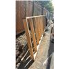 Image 2 : 4 LARGE PLYWOOD BOARDS & A 2 X 4 FRAME ( APPROX. 17'L )
