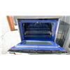 Image 2 : ELECTROLUX STAINLESS STEEL INDUCTION TOP OVEN, MAYTAG FRONT ENTRY WASHING MACHINE & WHIRLPOOL FRONT