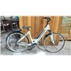 Image 1 : HYPER 7 SPEED E-RIDE MID DRIVE CITY ELECTRIC BIKE WITH CHARGER *FRONT SPLASH GUARD NEEDS