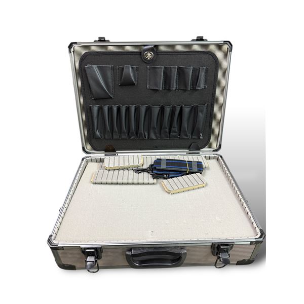 Metal Padded Travellers Carrying Case